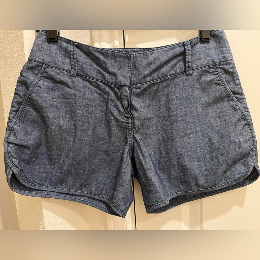 The Limited Women’s Denim Short Size 2